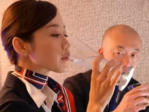 Người chồng bận rộn công việc, bà xã tìm trai lạ trên ứng dụng ghép đôi